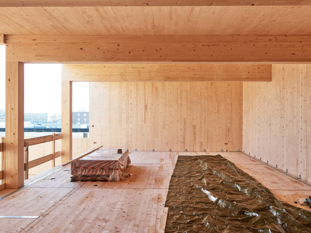 ATELIER ZWEERS_Studiogebouw A_credits MWA Hart Nibbrig - LR100